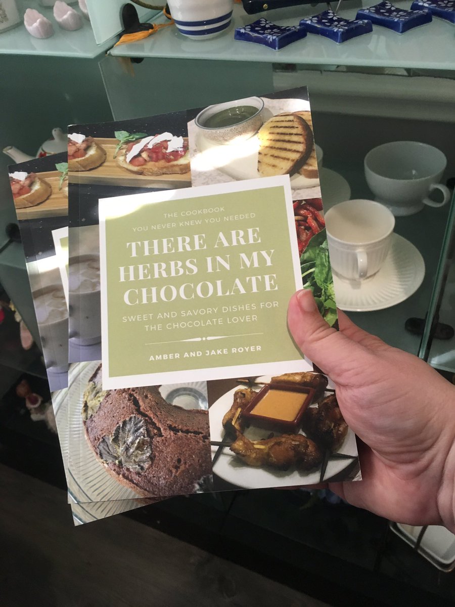 amber_royer's tweet photo. Holding an actual book that you created in your hand for the first time never gets old.  And this time the cover is so personal. I had so much fun creating the dishes in each of those pictures together with @vachtra . 

#amwriting #amwritingcookbooks https://t.co/SbUMfaqUpC