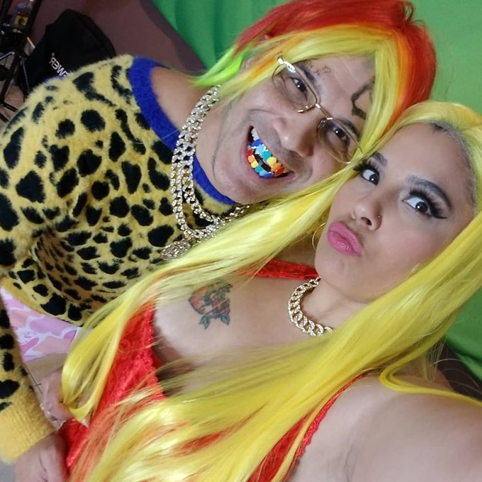 6ix9ine VS Nicki VIDEO: https://t.co/eco325l9On @6ix9ine @NICKIMINAJ https://t.co/w4NI5NGqZw<a class="tags" target="_blank" title="On Twitter" href="/?out=eyJ0eXAiOiJKV1QiLCJhbGciOiJIUzUxMiJ9.eyJpYXQiOjE3MjcyODY0OTksImlzcyI6InR3cG9ybnN0YXJzLmNvbSIsIm5iZiI6MTcyNzI4NjQ5OSwiZXhwIjoxNzU4ODIyNDk5LCJyZWRpcmVjdF91cmwiOiJodHRwczovL3R3aXR0ZXIuY29tLzZpeDlpbmUifQ.ocPQGJPUY8xuqGLociUxOR-UjQUOQ75R_hN8PS0O5UscFgKpeWO3F43xTxwzfVa9VX9gxI5TMI0mPjna0JcbXQ">@6ix9ine</a><a href="/tag/youtuber"class="tags"><span>#youtuber</span></a><a href="/tag/bitcoin"class="tags"><span>#bitcoin</span></a><a href="/tag/ethereum"class="tags"><span>#ethereum</span></a><a href="/tag/dogecoin"class="tags"><span>#dogecoin</span></a><a href="/tag/livin"class="tags"><span>#livin</span></a>