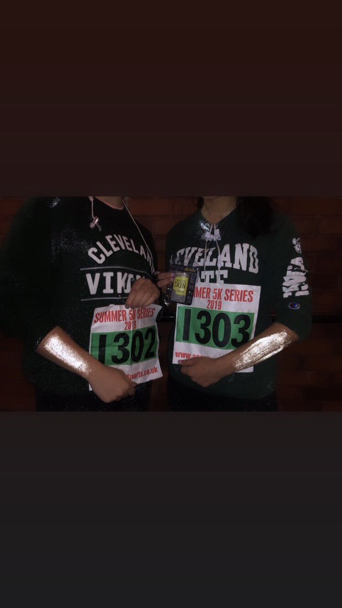 CSU_Biz's tweet photo. Kara and Toni were lucky enough to run a 5k with our partnering professor from Buckinghamshire University while testing their client’s Safety Skin reflective spread! 
#csustudyabroad #londonstudyabroad https://t.co/6lTUhxUZeb
