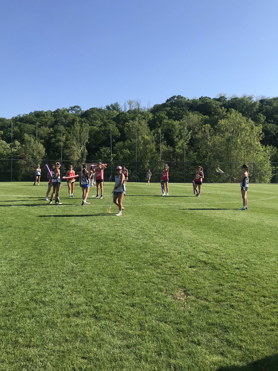 HUGE thank you to Cor Jesu for coming out to Eureka for a friendly lacrosse game! So awesome when teams can look past the competition that comes with playoffs to work together to prepare for the games as separate but together units! #STLlacrosseCOMMUNITY #growthegame <a href="/CJAlacrosse/">Cor Jesu Lacrosse</a>