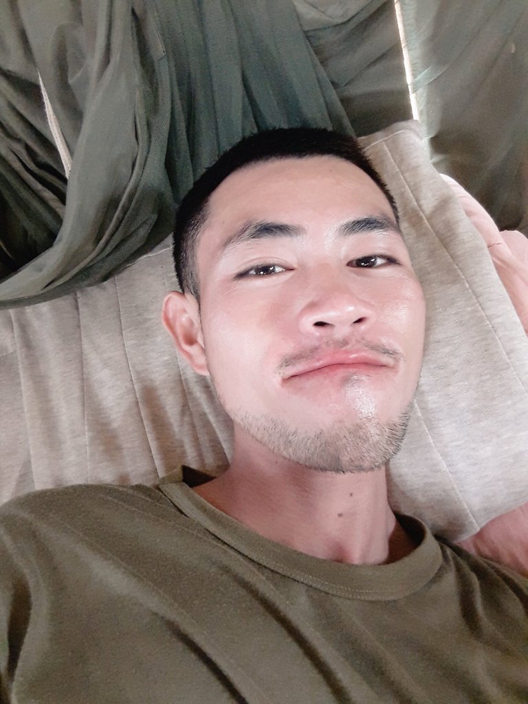 Santisouk207's tweet image. ใครว่าผมหึ่นผมแค่ตึ่นแล้วมันแขงเองอะ