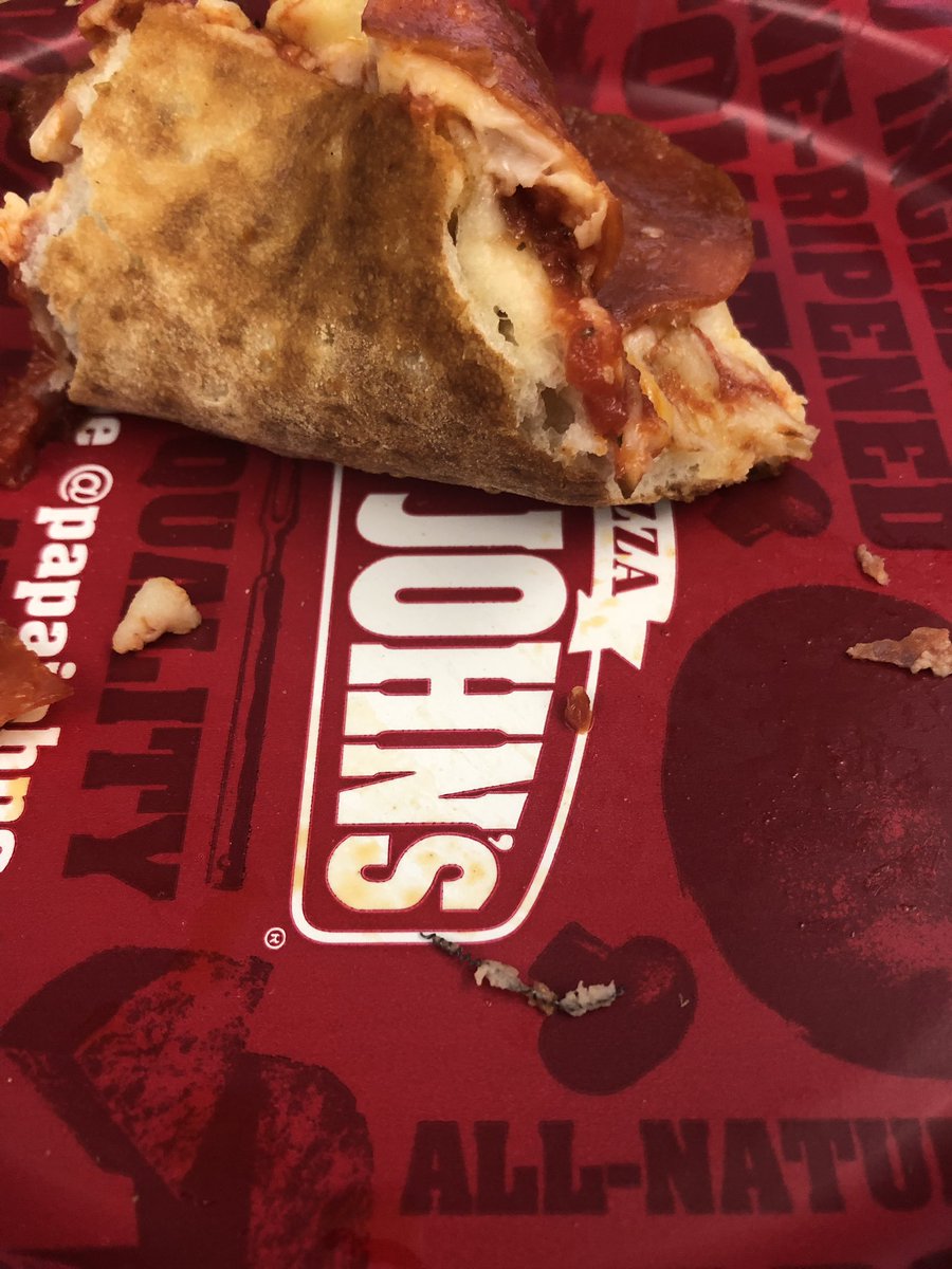 shhimtalking's tweet photo. Free pizza in class but when I bit into my slice I noticed something hard... a small metal spring @PapaJohns https://t.co/YjXeUXLZSS