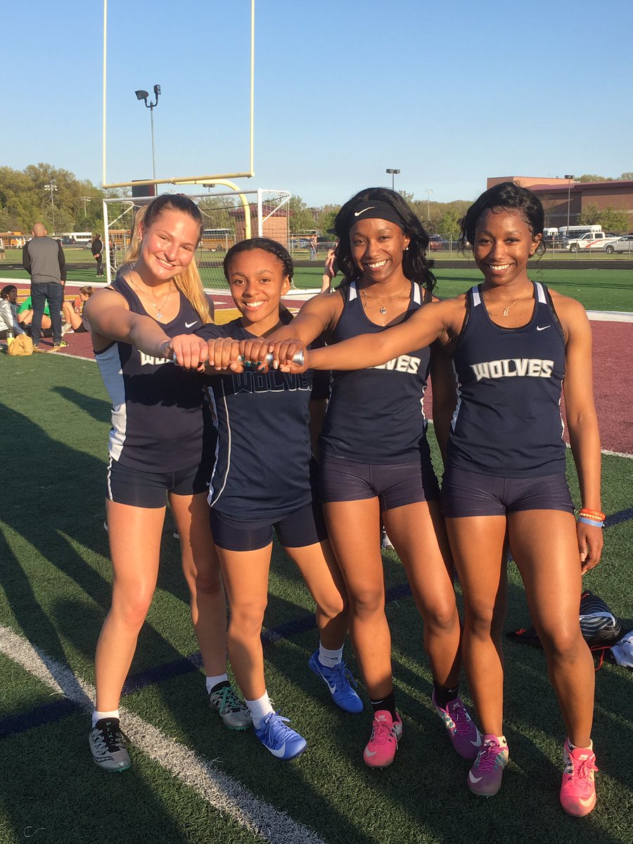 mcwolvestrack's tweet photo. Lydia Fuller, Ramadii Anderson, Joani Ashley and Naomi Ashley win the 4x100! #sectionalchamp #speedcity https://t.co/YfVLupJgjl