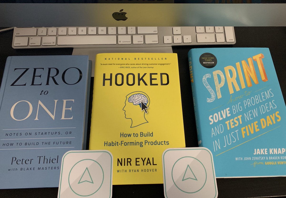 BryanUribeP's tweet photo. Who’s got two thumbs and is excited he just received three free books after winning a giveaway held by @Demandcraft?

If you guessed me, you’re right! 🕺🏽💪🏽🧠 https://t.co/aHIWqs2ApG