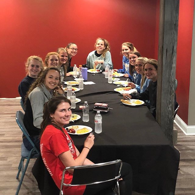 MrDavidson23's tweet photo. Good Luck to the girls track team tonight! πββοΈπ₯π₯π₯π₯π₯π₯#TrackIsCool https://t.co/OVpEtFDeGl https://t.co/r3DmQsCDw7