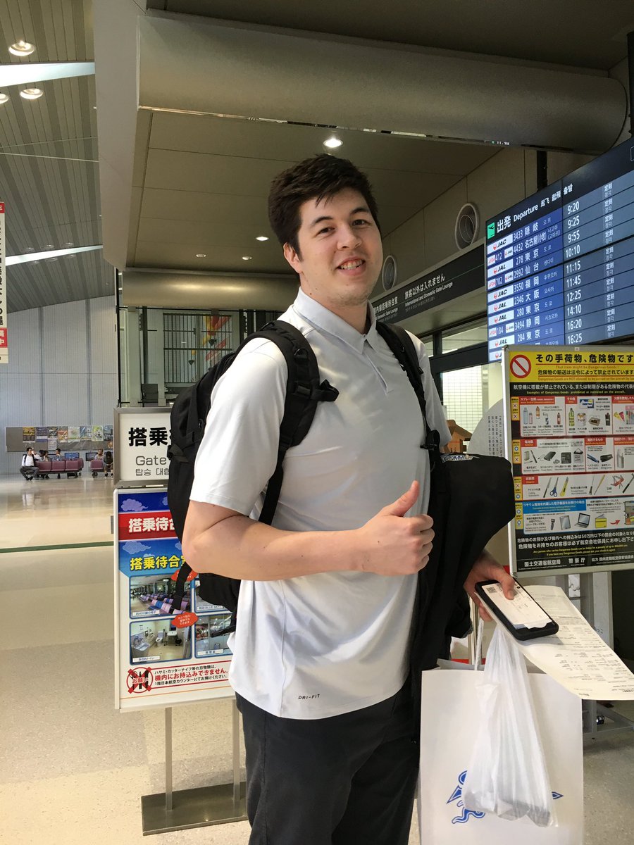 susanoo_m's tweet photo. 無事空港へ到着🛫

#ThankyouMASA👋
#コナークリフォード
@conorclifford42 https://t.co/JbLqj3J3uN
