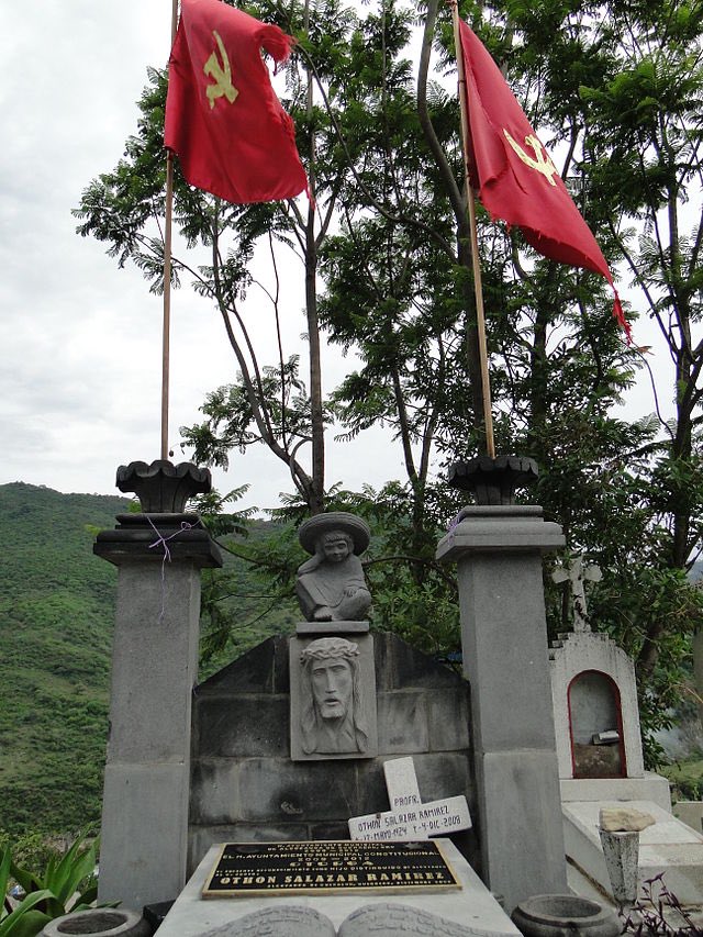 yimboroyimboro's tweet image. Mañana día del Maestro; buena oportunidad para recordar al Maestro Normalista #Othon Salazar.

Luchador incansable. Revolucionario ejemplar.
Perseguido y preso por regímenes autoritarios del añoso PRI. 

Vaya homenaje para mexicano ejemplar.🌹