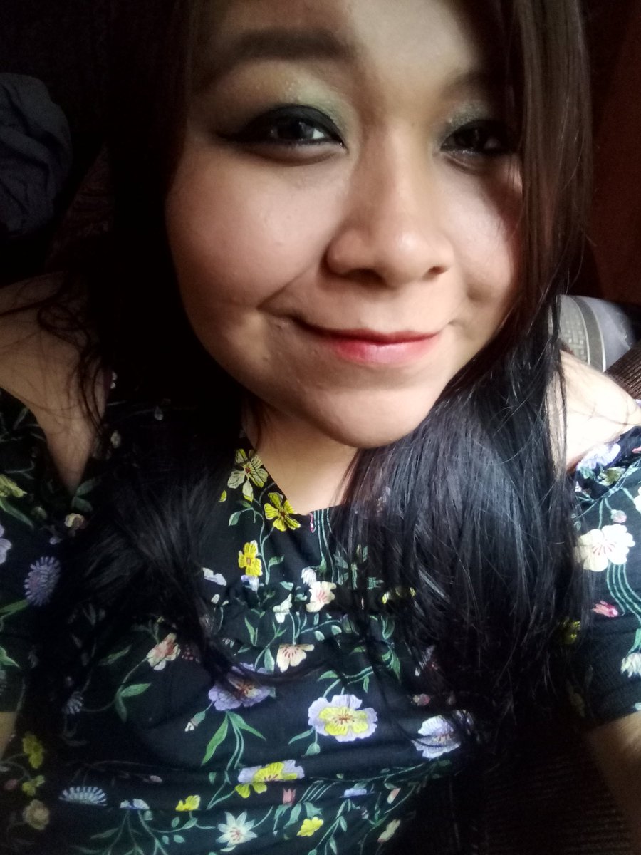 Alejandra29x's tweet photo. 🌻🌼🌺🥀🌷 https://t.co/zSSb1AyqqU