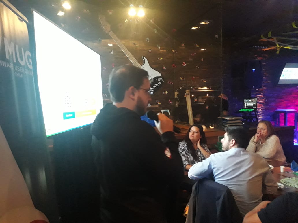 vmugchile's tweet photo. Gracias a @oliveirac_caio y @alvaro_faundezm Excelente convocatoria #vmugchile #VMWonAWS #Vmware @MyVMUG @VMware @vmwarecloud @vmware_latam https://t.co/jRVeknMMCr