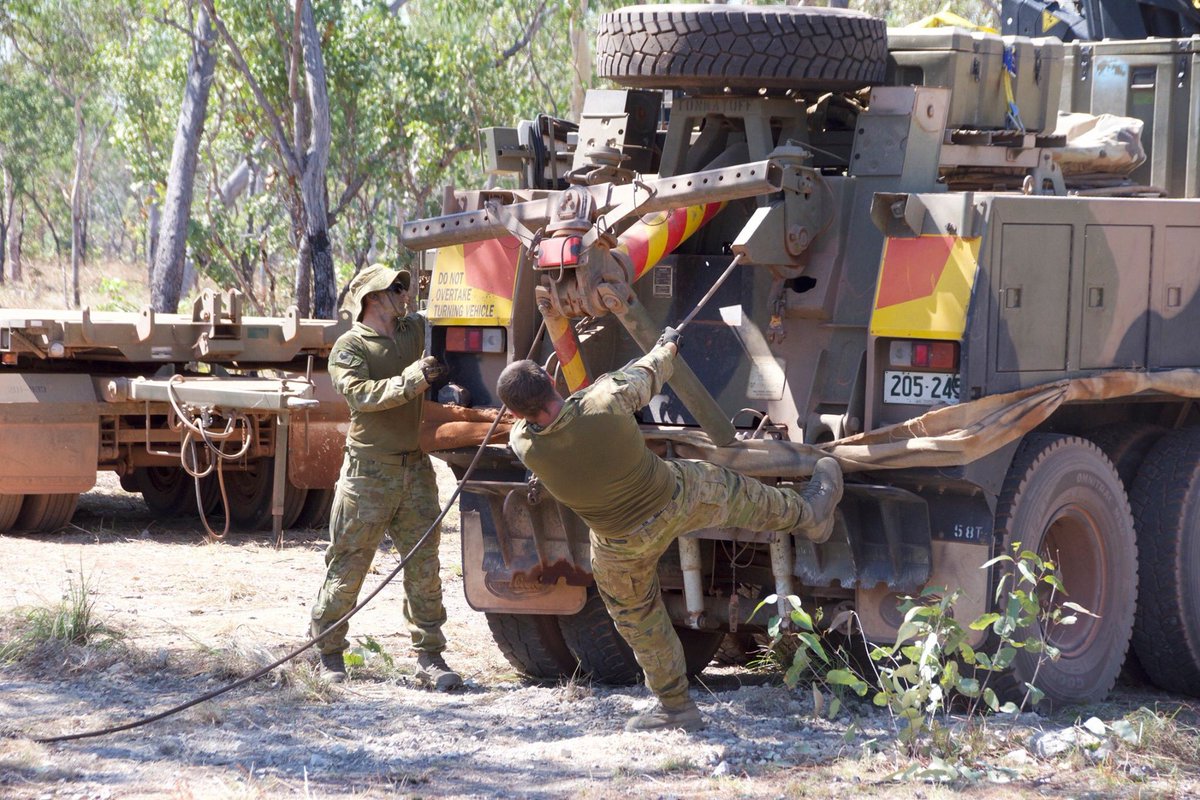 1CSSBAusArmy's tweet photo. #CombatEnablers from @1CHBAusArmy, #1MPBn and #1CER joined #1CSSB this week for a simulated APC incident. All members performed exceptionally and displayed great #teamwork to achieve mission success. #YourADF #FutureReady @Comd_1st_Bde @comdforcomd https://t.co/mIyG3bJbvb