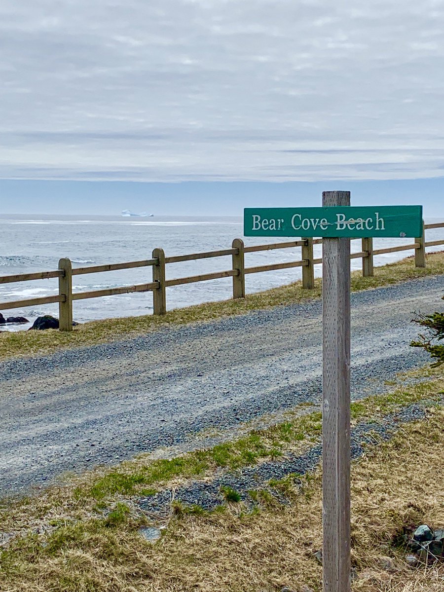 EdgeTrail's tweet image. Icebergs at Bear Cove &amp;amp; Admiral’s Cove along the Irish Loop