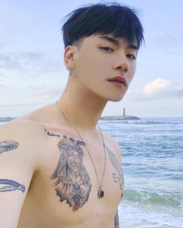 salocinx_'s tweet image. ───────── 𝙵𝚞𝚌𝚔 𝚝𝚑𝚎 𝚛𝚞𝚕𝚎

⠀⠀⠀⠀⠀⠀⠀ 𝕿𝖊𝖑𝖑 𝖒𝖊 𝖕𝖗𝖊𝖙𝖙𝖞 𝖑𝖎𝖊𝖘 𝕷𝖔𝖔𝖐 𝖒𝖊 𝖎𝖓 𝖙𝖍𝖊 𝖋𝖆𝖈𝖊 𝕿𝖊𝖑𝖑 𝖒𝖊 𝖙𝖍𝖆𝖙 𝖞𝖔𝖚 𝖑𝖔𝖛𝖊 𝖒𝖊 𝕰𝖛𝖊𝖓 𝖎𝖋 𝖎𝖙’𝖘 𝖋𝖆𝖐𝖊 🕹