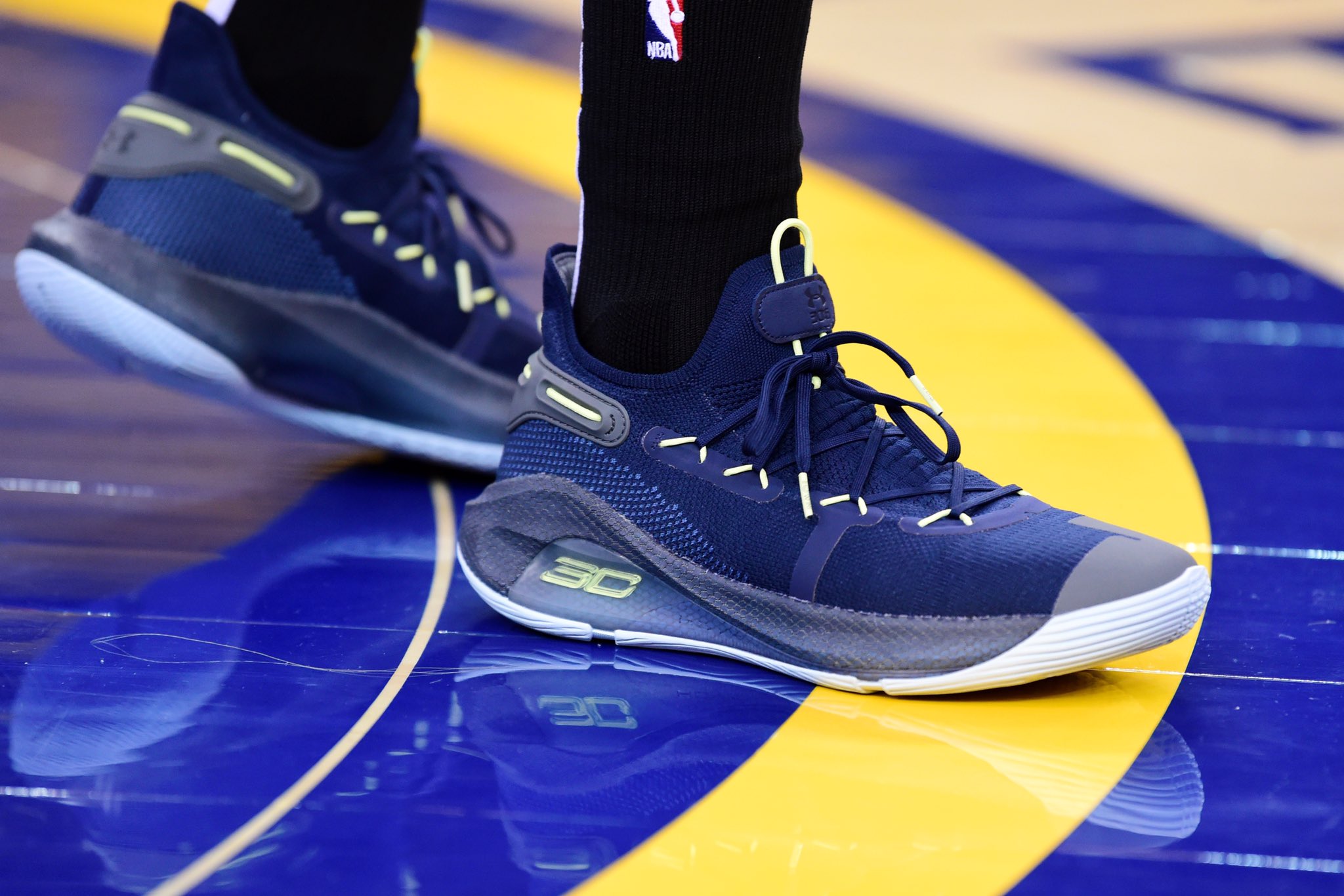 Кроссовки Stephen Curry 6