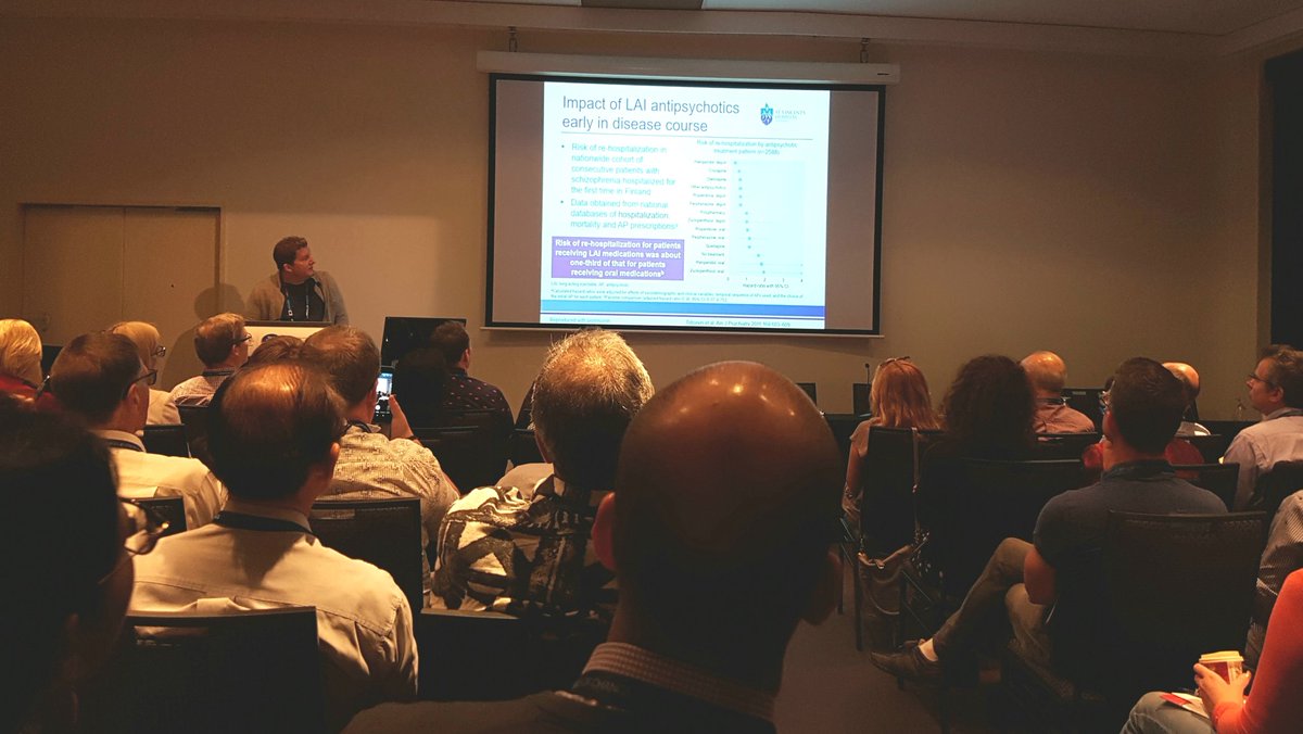 DrAngusFinlay's tweet photo. A new paradigm in use of antipsychotic medication? Packed session to hear Prof David Castle and team discuss recent advances in treatment for schizophrenia #RANZCP2019 @RANZCP. Excellent insights. https://t.co/VA73OxhUNA