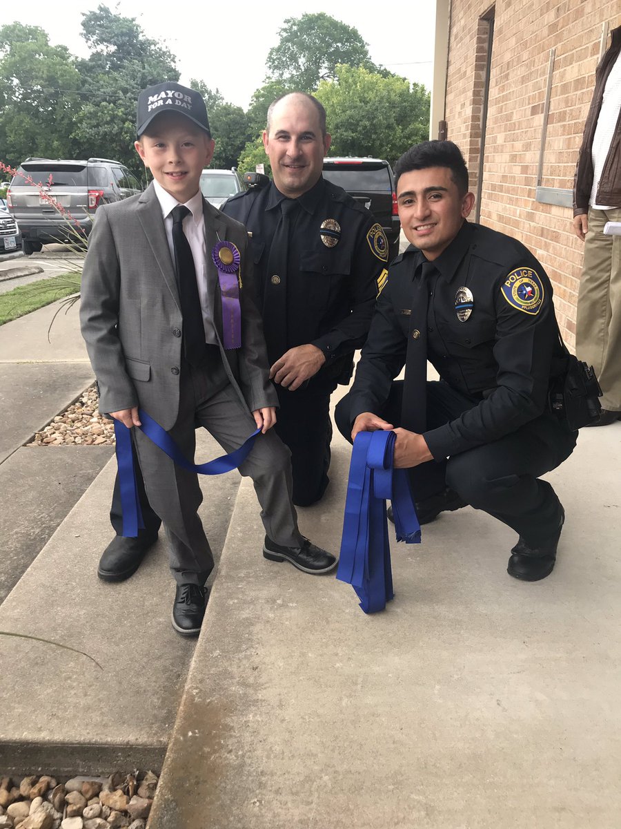 Jess Robledo tweet media