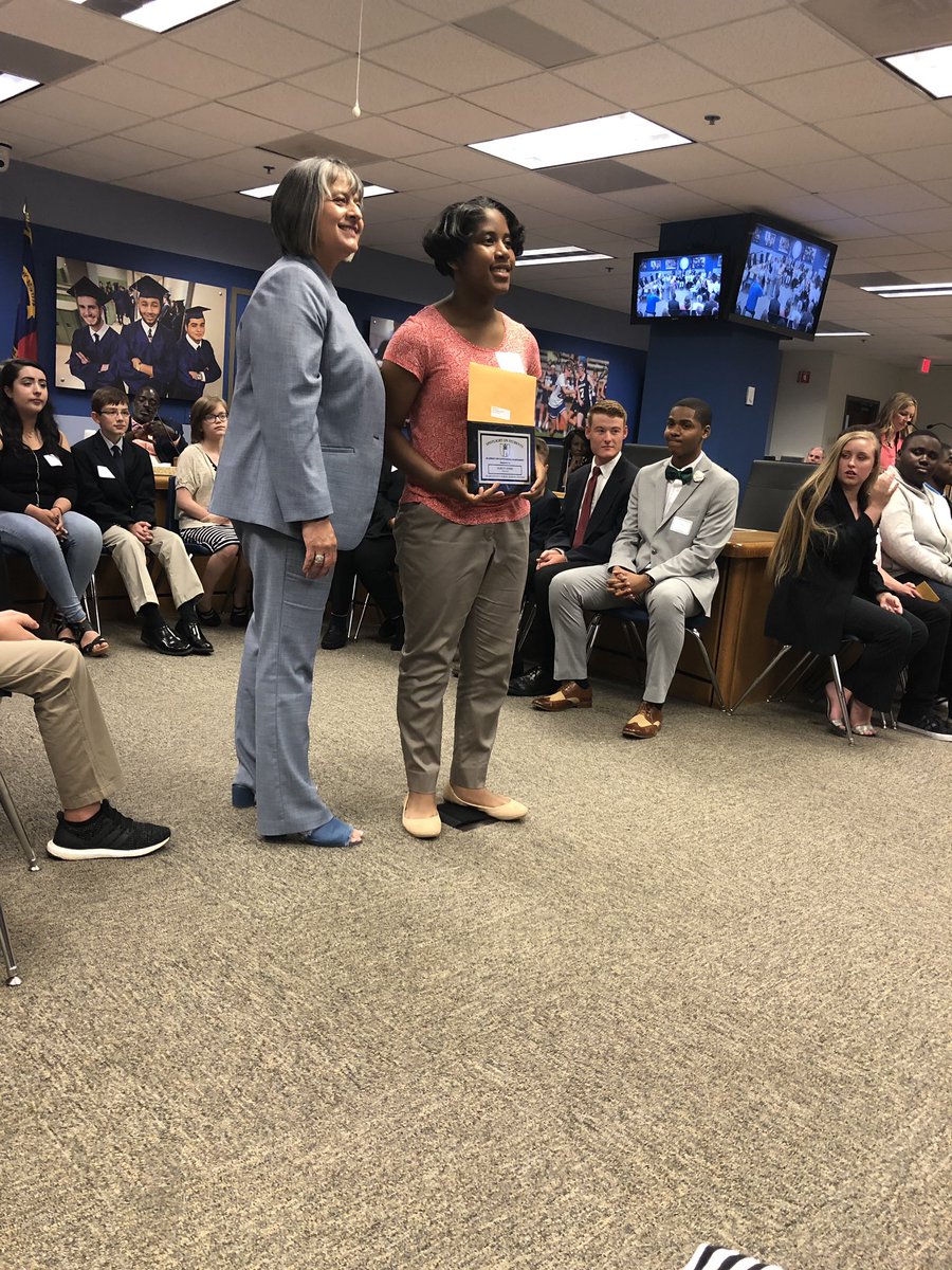 I’m so grateful to be able to celebrate this very special student tonight! This is just the beginning for this student and she did a great job representing our school! <a href="/HortonsCreekES/">Hortons Creek ES</a> <a href="/DrSandyChambers/">Sandy Chambers</a> <a href="/carolmohn/">Carol Mohn</a> @CounselorHCreek #proudteacher #flyingin5th