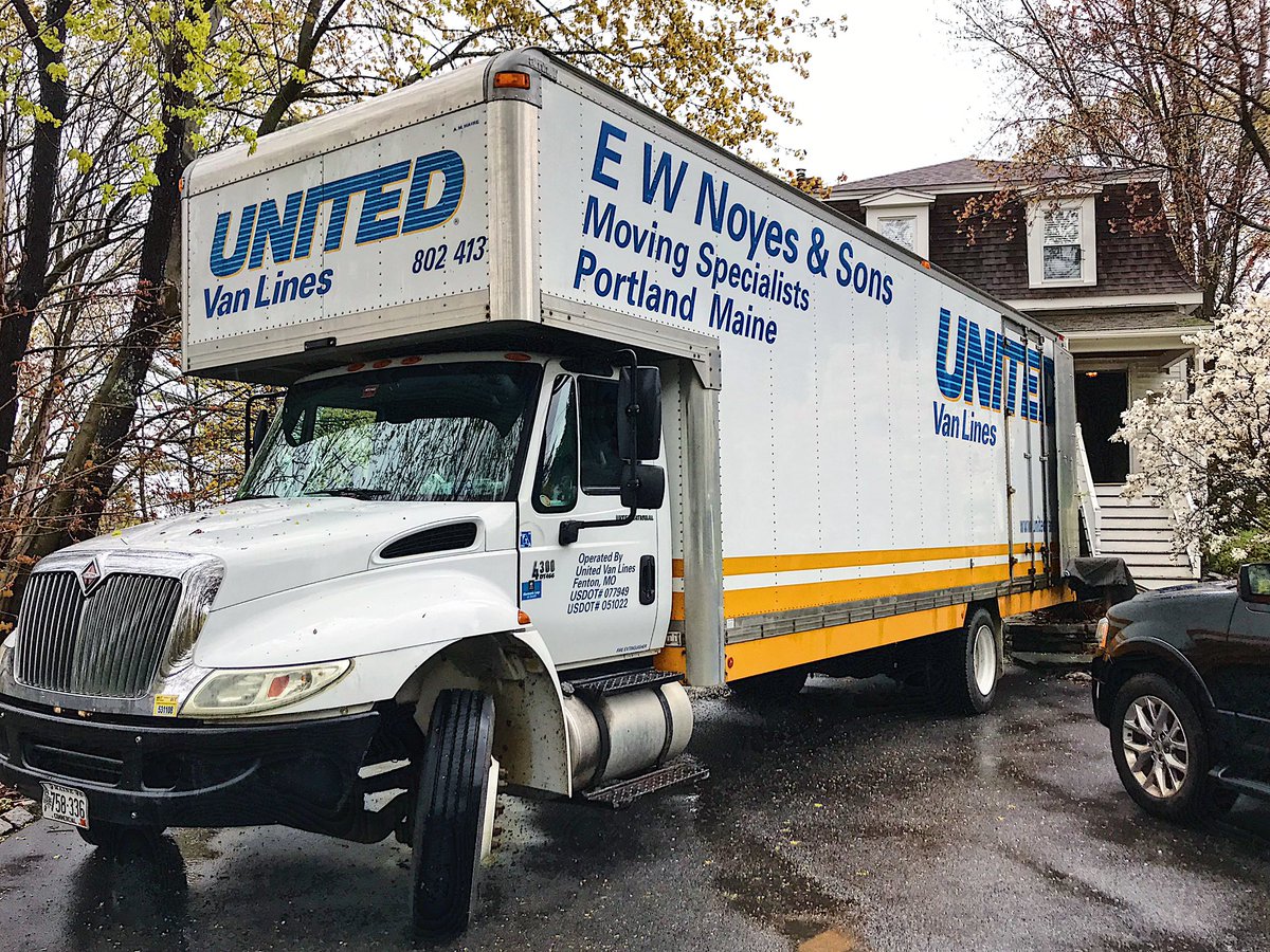NoyesMoving's tweet photo. Our team was busy in Yarmouth, Maine this week as they packed and loaded for a two-day vault storage move. #noyesmoving https://t.co/DEYs18Q6JI
