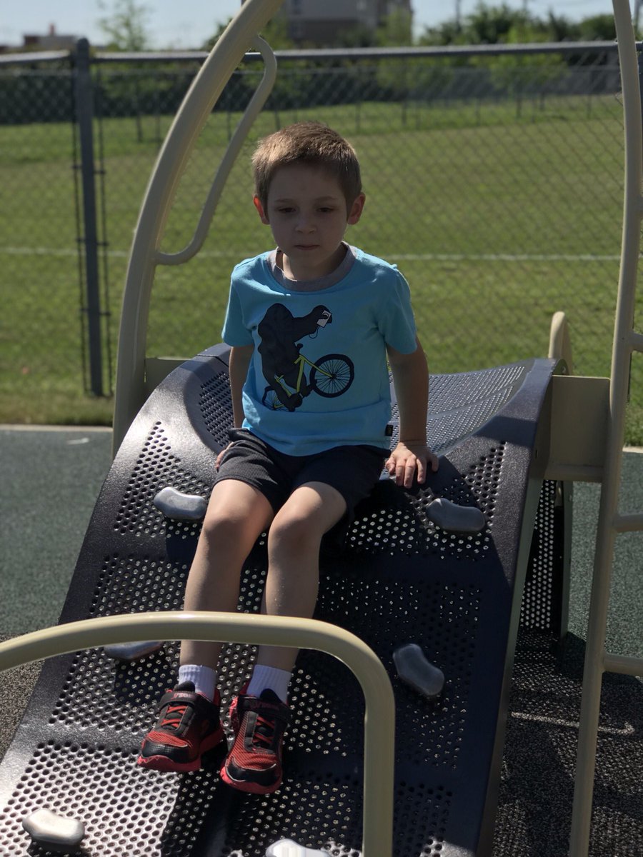 rebigham_CES's tweet photo. Field trip fun at the special needs park in Rockwall! #bighamsbrillantbunch #CEKidsMatter @central_mabank https://t.co/rgO8lvGdAI