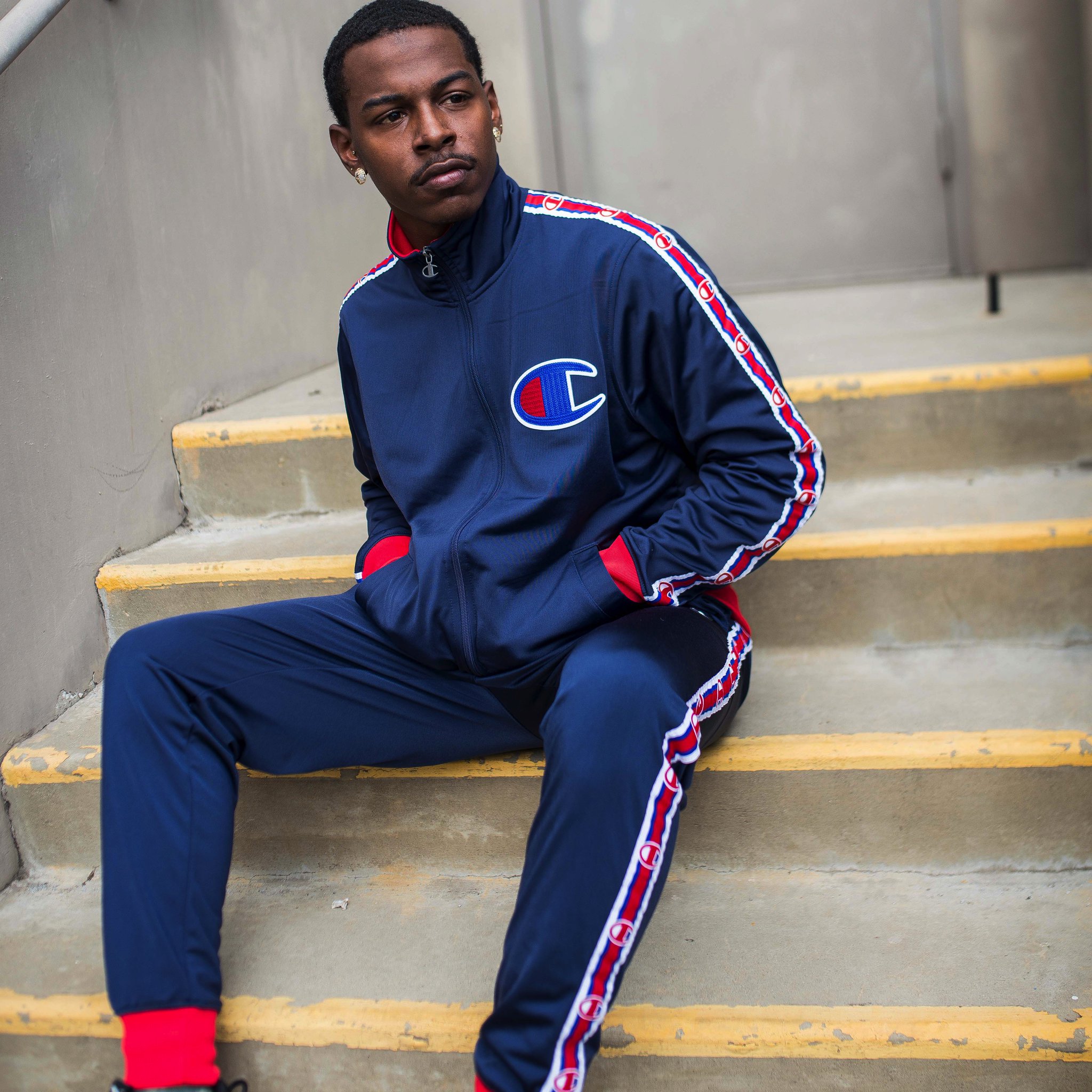 zondaar Overvloed eiwit Shiekh.com on Twitter: "Tracksuit style with #Champion . . . Click to shop:  Jacket: https://t.co/zQAUbdwQUD Pants: https://t.co/ADl1rF2x0D #Champion # Tracksuit #StreetStyle #Fashion #coppedatshiekh https://t.co/p4lpDiYKHU" / X
