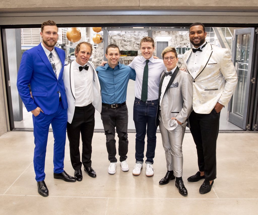 one last #BBCAN7 finale post (for now)

🎉 Congrats to Dane on a hard-earned victory! 🎉 🔥 and to the entire final 4 for looking so damn pretty 🔥