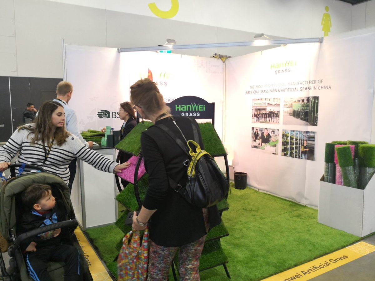 Hanwei_Grass's tweet photo. Hanwei Artificial Grass(Changzhou)https://t.co/rnbbd7TJfg here,we are in Sydney for Design Bulid Exhibition,welcome to our booth,https://t.co/2QTT2T26U8 D5 https://t.co/YcUVBWO3vk