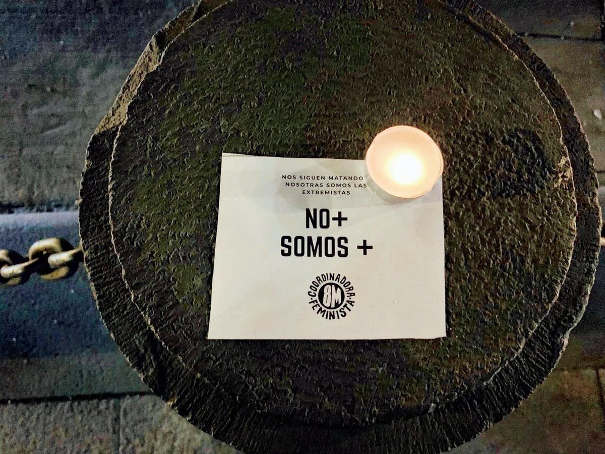 #AlertaFeminista Acción Relámpago Brigada. Doble femicidio en Región de Los Ríos.
Hoy un hombre entró al hogar de su ex pareja, el resultado fue la muerte de su madre y su hermana, mientras ella y su padre se están en riesgo vital.
Lee nuestra reflexión 👉 bit.ly/2JLLSJ4