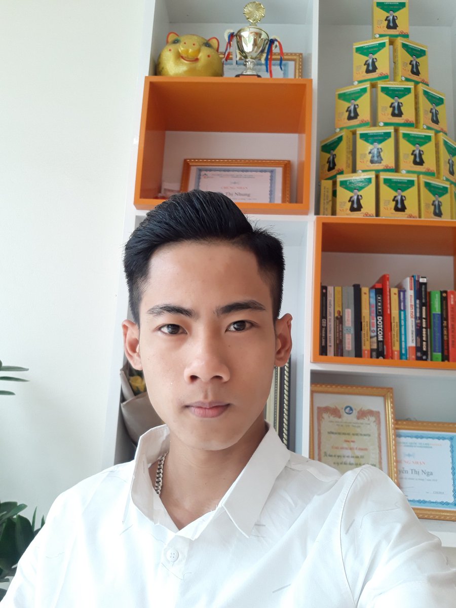 LouisDuong6's tweet photo. 🌞Ánh Nắng Ngày Hôm Qua Không Phơi Khô Quần Áo Ngày Hôm Nay 🌞
🍀🍀🍀
💎💎 NGÀY MỚI - TƯ DUY MỚI - CON NGƯỜI MỚI - THÀNH CÔNG MỚI 🔥
#CHUYÊNVIÊNTƯVẤN
#TIẾNGANHGIAOTIẾP
#LIFEMASTER https://t.co/gjOhFNe7lW