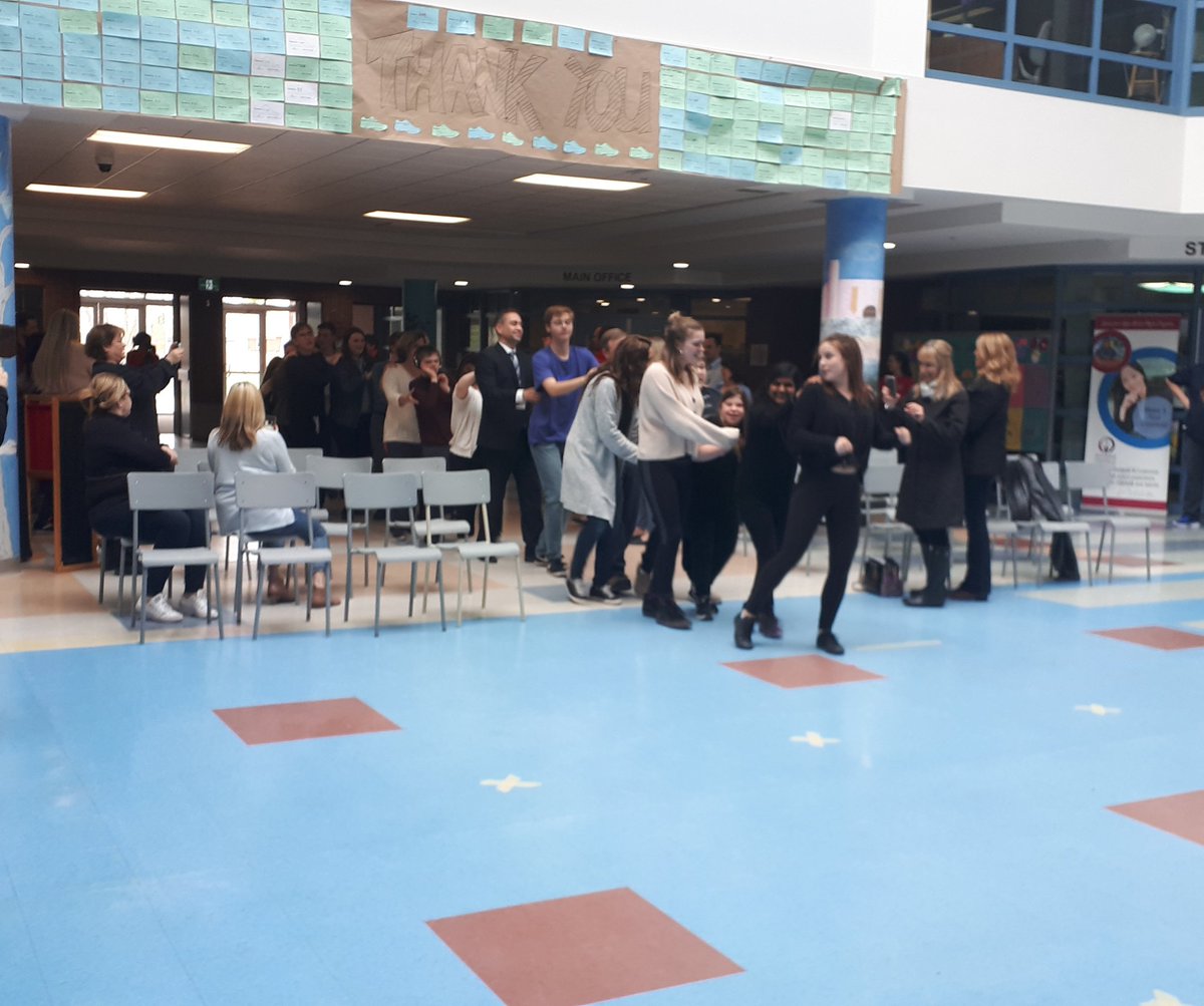 ChantaleDonaghy's tweet photo. Thank you so much to everyone that came out to support our amazing performers! So many special memories from today! 💕 I can't stop smiling! #integratedarts #firstexpo #ourSHHS #lovethearts #congalineextraordinaire https://t.co/EySGha18fP