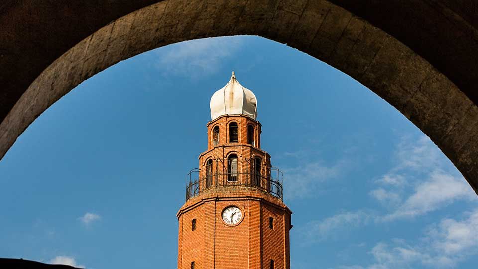📢 EARLY-BIRD REGISTRATION for #BalkanCom2019 is closing in less than a week on 21 May 2019 🗓️. Take advantage of the discount rates and join us in #Skopje at the conference addressing timely topics of #5G and #beyond5G! Register at 👉  buff.ly/2vGyaPr.