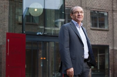 ‘Het is onze taak om bewoners écht te zien’, aldus onze bestuurder Ger Peeters. Lees hier zijn column uit ons bewonersblad In de buurt van Hessel. bit.ly/2YrotRx