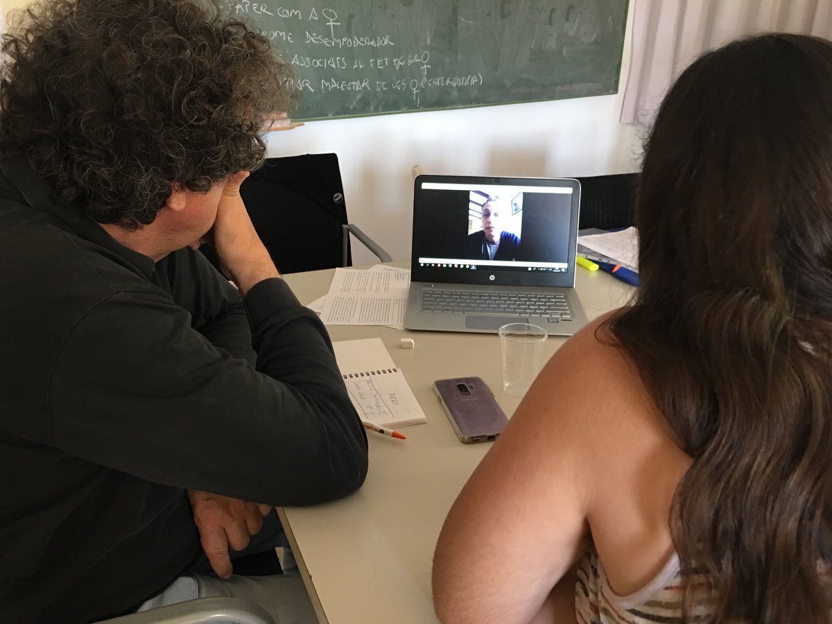 ficaefestival's tweet photo. “Empoderamiento, enfermedad y estigma”: Cuarto encuentro entre asociaciones de pacientes para decidir los cortos de este bloque que se proyectarán el 4/06 en @HManacor a las 18 h con motivo de “FICAE [nómada]: Las voces de los pacientes” #FICAEnòmada #FICAE #LesVeusDelsPacients https://t.co/W1wsU02S1P
