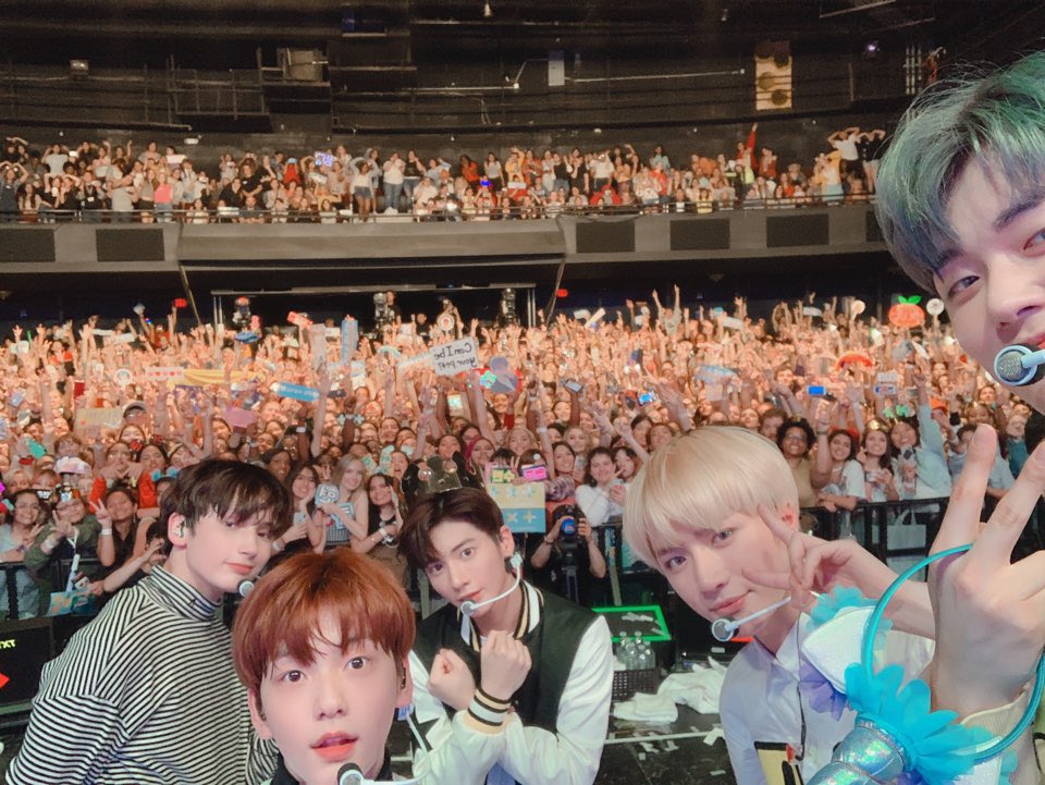 TXT_members tweet picture