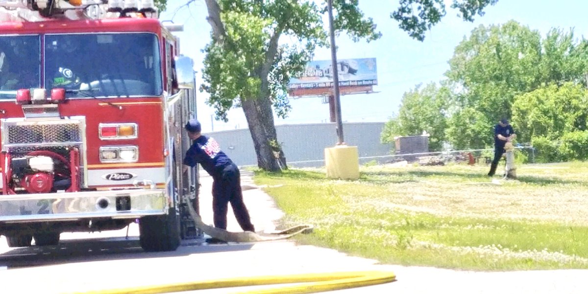 TulsaFire's tweet photo. Captain Mike Krebs, Fire Equipment Operator Jason Large, and Fire Equipment Operator Taylor Foster spent the day with Ryan Acree preparing for his Relief Driver Exam. #TFDReliefDriverExam #TFDLadder22 #TFDReserveLadder92
#TFDIronsharpensiron #TFDmybrotherskeeper https://t.co/1ph8tsKrgO