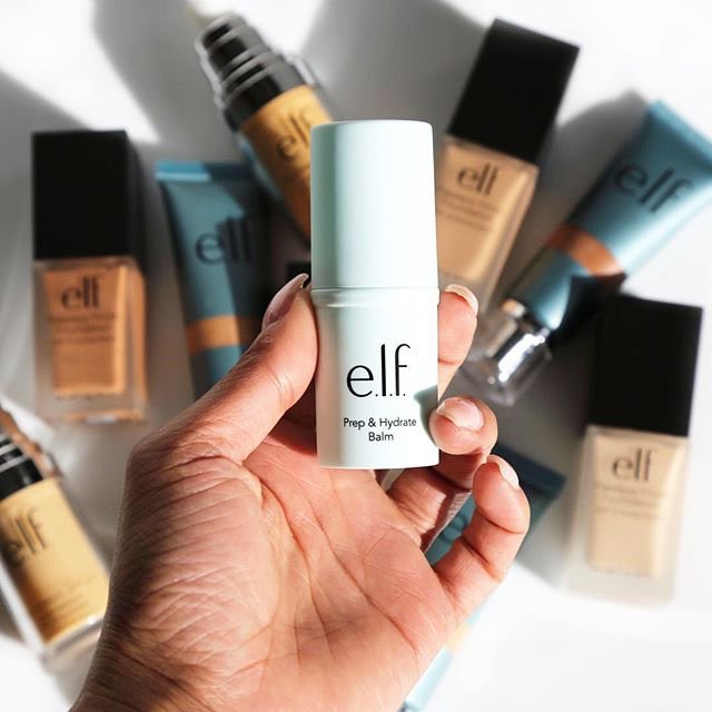 Now I don’t really prime my skin with primers usually but I do believe in hydrating tf out of your skin. This  @elfcosmetics prep and hydrate balm is AMAZING at getting your skin ready for makeup. It’s supposed to be a milk makeup dupe, and it’s only $8.00