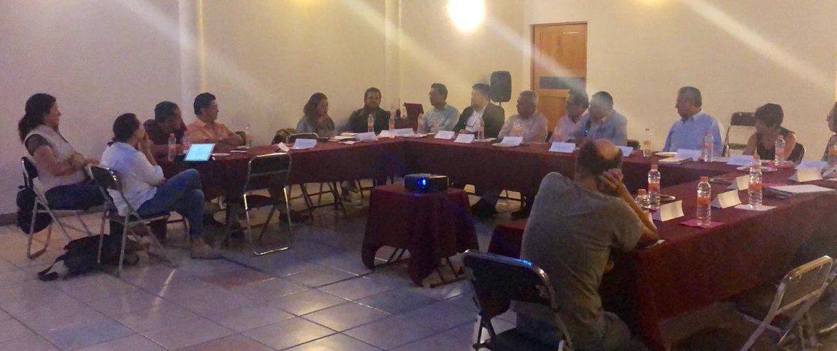 Agradecemos al diputado <a href="/santillanpe1/">Eduardo Santillán</a> su presencia y apoyo con el grupo de vecinos de <a href="/EnlaceTAguilas/">ENLACE TERRITORIAL AGUILAS®️</a> estamos listos y dispuestos para trabajar en conjunto ! Gracias @HaciendasLas por sus atenciones! Excelentes anfitriones!