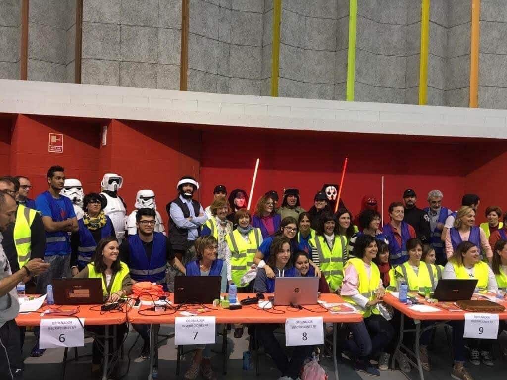 501stSPD's tweet photo. TR-92001 on troop for DNI Association (International Defense of Children) at Las Fuentes Youth Home (Zaragoza) on May The 4th 2019
📸: Eduardo Bayón
#SovereignProtectors #SpanishGarrison
#CierzoSquad
#501stLegion
#BadGuysDoingGood https://t.co/lX9fE2GpN7