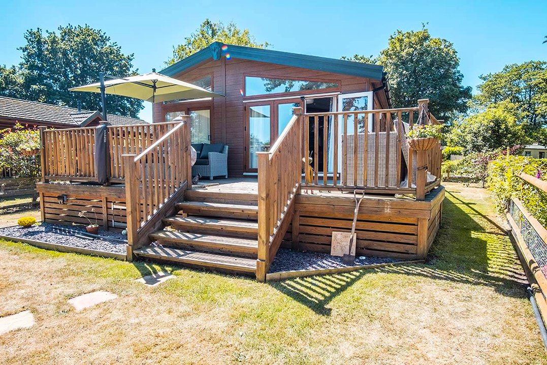 Looking to buy a holiday home? We have a wide range of luxury lodges currently available for sale, find out more: waveneyvalleylakes.co.uk/lodgemainidea #Lodge #lodges #holidayhome #holidayhomes #Suffolk #Norfolk