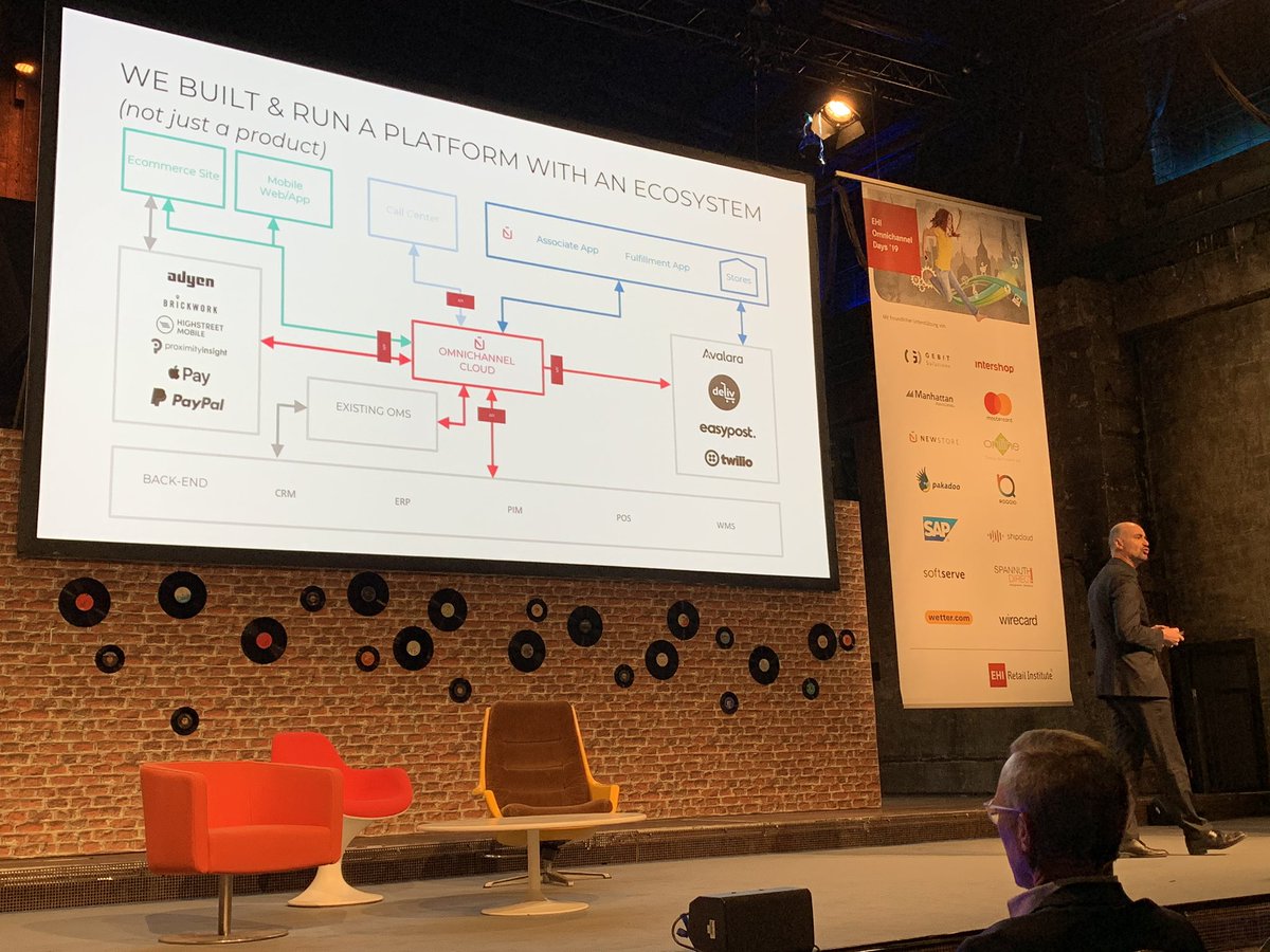 HofHacker's tweet image. #Uberization of retail. Rudolf Geiger @newstoreinc über Stores ohne Kassen wie @UNTUCKit und @Decathlon US. #mobile #ehioc