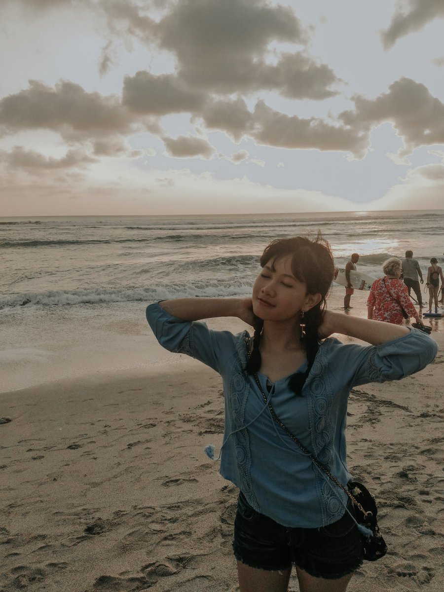 MeiPriska's tweet photo. ada tang mau coba preset lightroom ini ? 
#presetlightroom #lightroom #editlightroom https://t.co/48IByZicYE