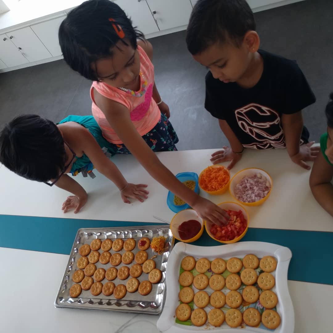 SGPreSchool's tweet photo. Monaco Biscuit Sandwich

At our summer camp, we used Monaco biscuits to add an element of fun to the entire exercise. No wonder, all of us had a good time.

#summer #Summer_Camp  #activity #largest #preschool   #girinagar   #bsk #banshankari #bangalore #bangaloreschools https://t.co/ibKWFZJcuo