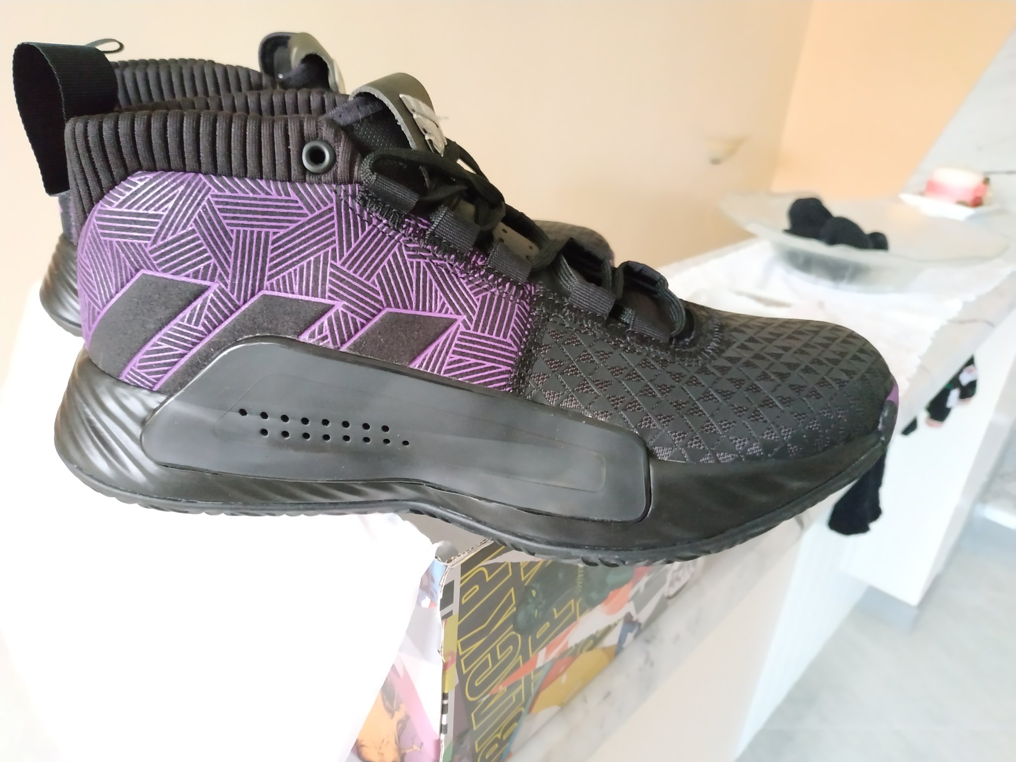 Dame 5 discount x black panther