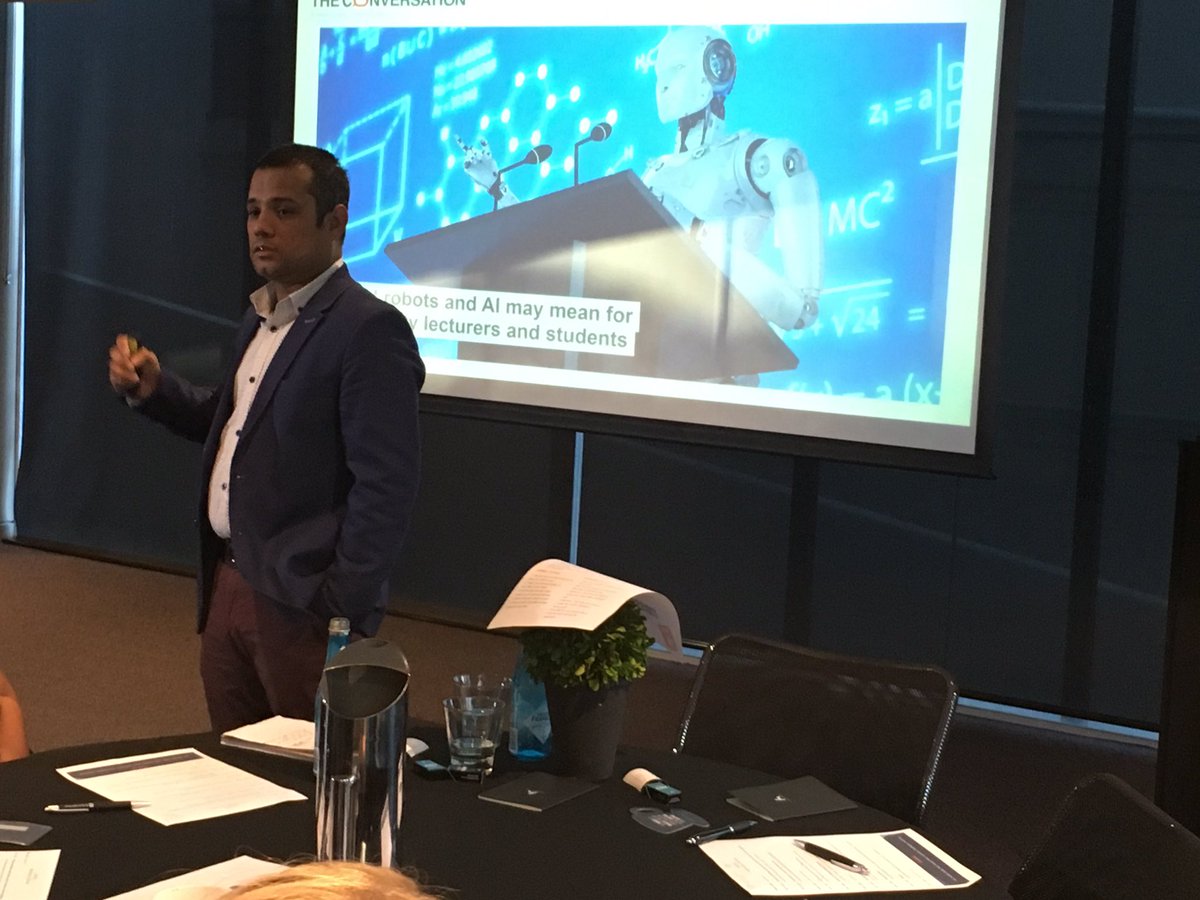 #DDDAU19 Tech never sleeps! Digital trends and the speed of change from Kevin Desouza.