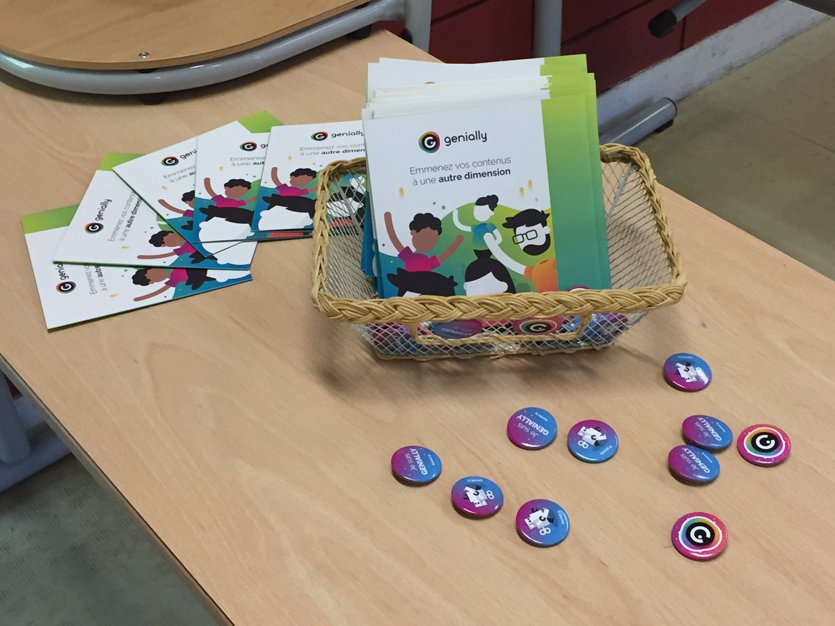 missbeney's tweet photo. C’est parti pour le FUN du bassin de Pontoise ! #FUNacver A tout de suite pour une présentation sur @genially_fr #HaveFun 😄 https://t.co/rfd7VCCuVN