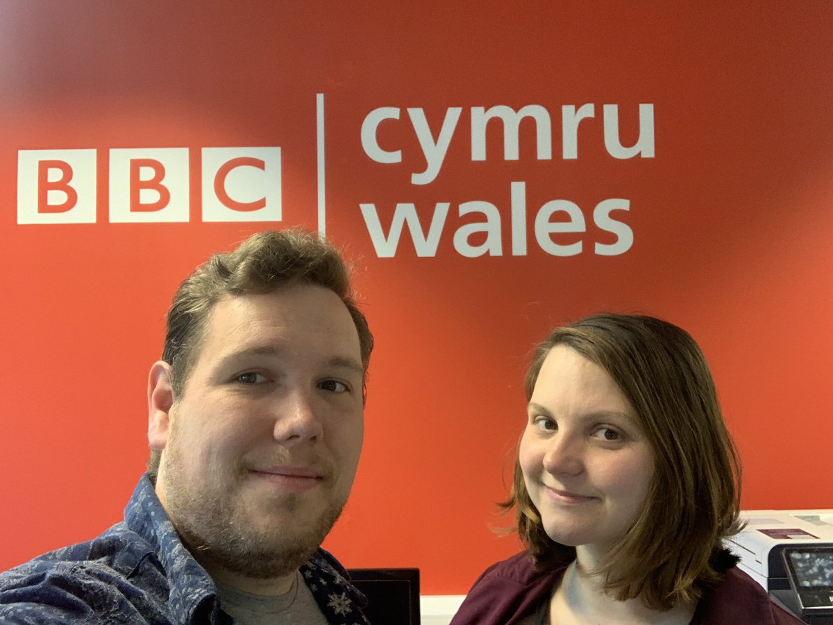 Gogs_Band's tweet image. Woooooop, wedi cael eu can “Cefais Creu Yng Gymru” chwara ar BBC radio Cymru, a chat dda am ein EP newydd “Down The Road”

Woooooop, had our song (see above) played on BC radio Cymru, and a chat about our new EP “Down the road”
