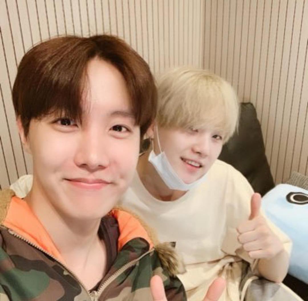 THAT SOPE DECIDED TO GRACE US WITH SELCAS IN MARCH, APRIL, & MAY???? IS THIS REAL LIFE???? #SOPE  #솝  #yoonseok  #윤석