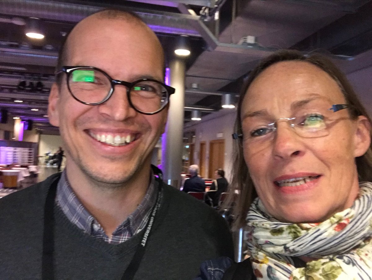 Kolla här! #ONL191 mates meeting at ⁦<a href="/KAU/">Karlstads universitet</a>⁩ 👍🏻🎉