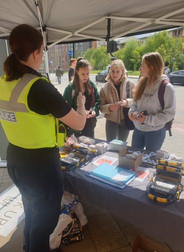 Another one from the #lookup campaign. Speaking to students about personal safety and providing exam goodies! #ubsafe
