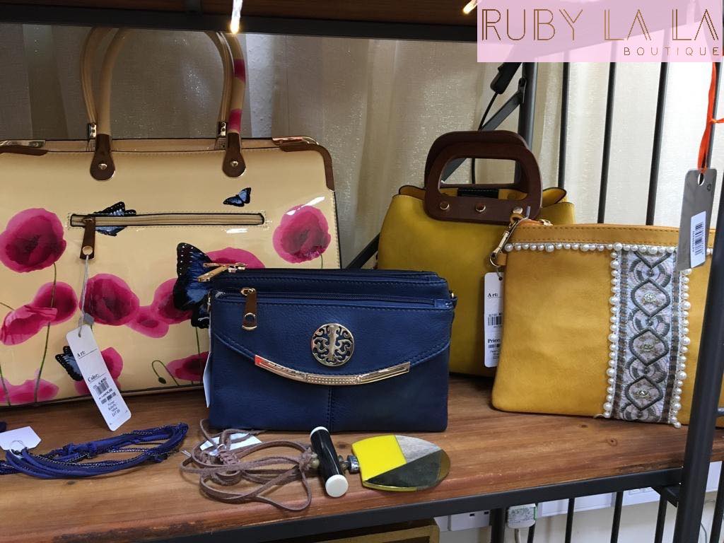 RubyLaLa4's tweet image. Still looking for that perfect bag to accessorise your outfit? We’ve just taken delivery of a stunning new range here in #Fleet!

#fleetshopping  #fashion #ladiesfashion