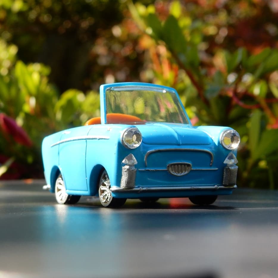 You Kun ドリームトミカ ライドオン の ミニオン スチュアート ルーシー の車 アウトビアンキ ビアンキーナ をイメージしてカスタムしました トミカ ミニオンズ 怪盗グルーのミニオン危機一髪 Tomica Dreamtomica Raideon Minion