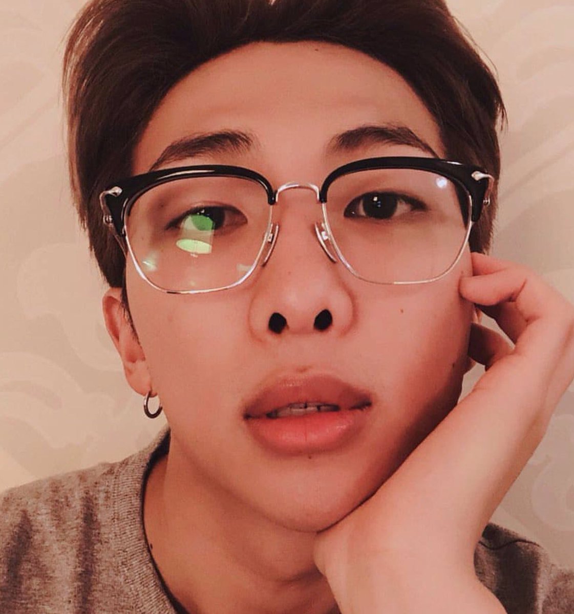 Nathee2003's tweet photo. รอหนูอยู่นะคะ💓 https://t.co/y682Slne7U